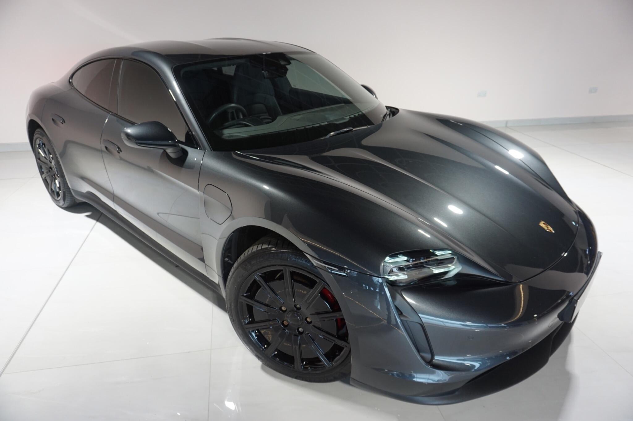 Porsche Taycan Performance Plus 93.4kWh 4S Saloon 4dr Electric Auto 4WD (571 ps)